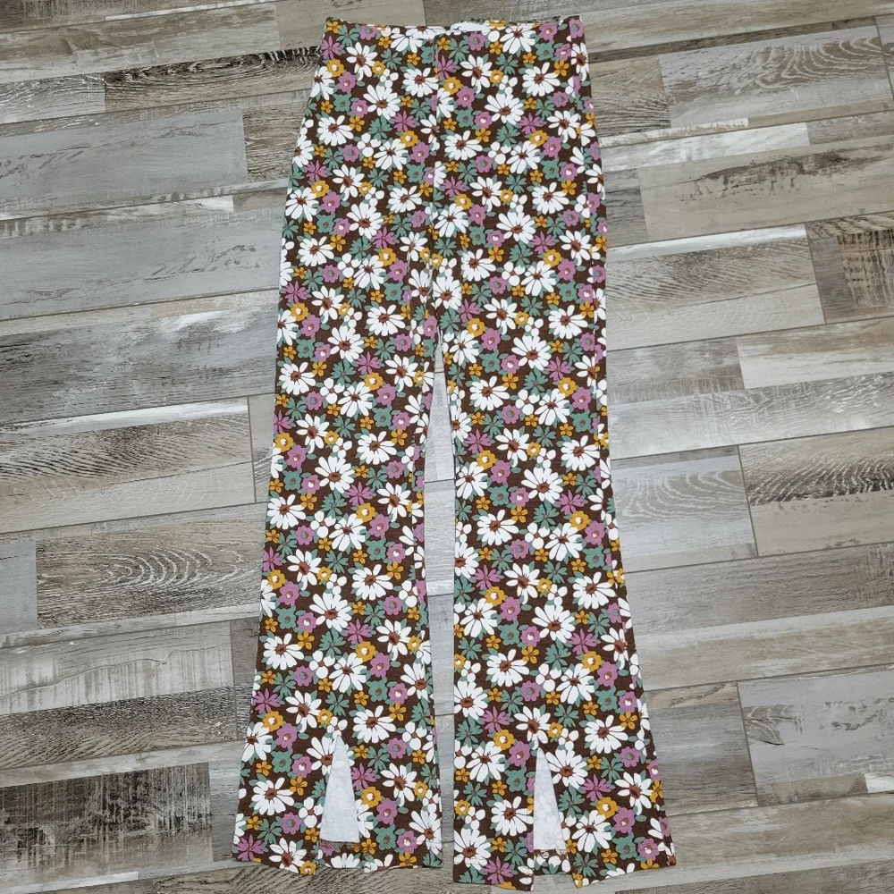 Hollister Floral Flare Leggings Size Small - Picture 2 of 9